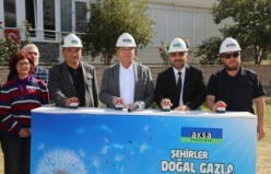 Edremit'in Altınkum ve İkizçay Mahallelerine ilk doğalgaz verildi