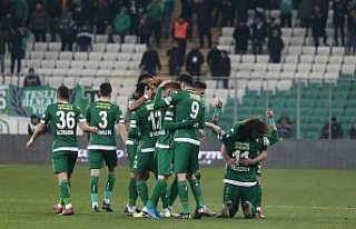 TFF 1. Lig: Bursaspor: 1 - Fatih Karagümrük: 0 (İlk...