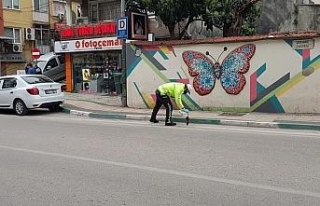 Bursa’da trafik polisinden örnek davranış