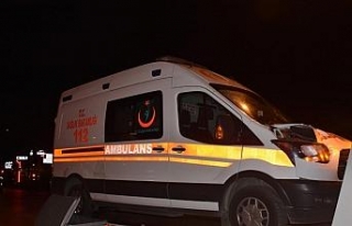 İzmir’de ambulansın çarptığı çift yaşamını...