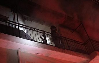 İzmir’de ev yangını: 1 yaralı