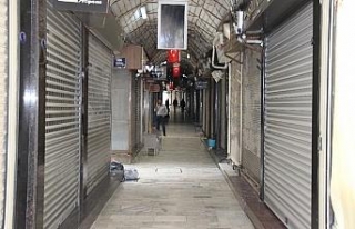 İzmir’de kuyumcular kepenk kapattı