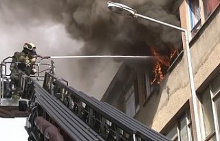 Bursa’da iş hanında korkutan yangın