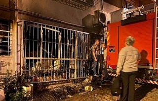 İzmir’deki yangında dumanlar can aldı