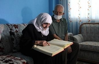 106 yaşındaki Fadime Nine, her Ramazan aksatmadan...