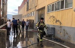 Bursa’da unlu mamulleri fabrikasında yangın