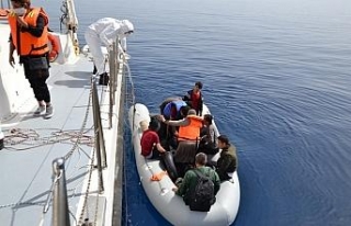 İzmir’de 24 sığınmacı kurtarıldı