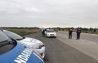 Jandarma, Balıkesir’de aranan 34 kişiyi yakaladı