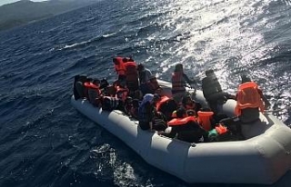 Çanakkale açıklarında 29 mülteci kurtarıldı