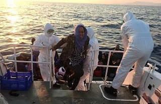 İzmir’de 65 sığınmacı kurtarıldı