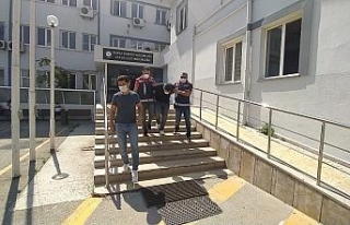 Bursa’da oto hırsızları uyuşturucuyla yakalandı
