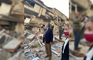 Başkan Arslan, İzmir’de deprem bölgesinde