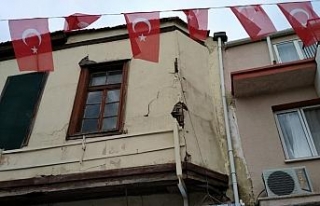 İzmir Valisi Köşger: "Yıkılan binalar olduğu...
