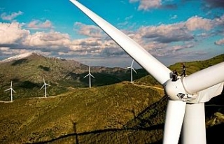 Rüzgar enerjisinde 14 yılda 160 kat büyüyen Türkiye,...