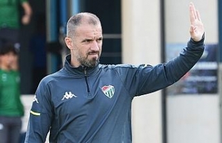 Bursaspor Teknik Direktörü Mustafa Er ihtar cezası...