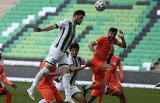 TFF 1. Lig: Bursaspor: 0 - Adanaspor: 0 (İlk yarı...