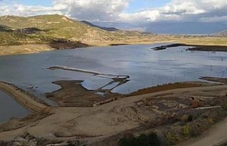 Beydağ Barajı ve Gölcük’te su seviyesi en alt...