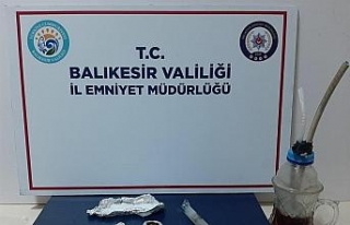 Balıkesir’de polisten 19 kişiye uyuşturucu operasyon