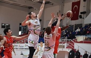 Basketbol Süper Ligi: Aliağa Petkim Spor: 72 - Bahçeşehir...