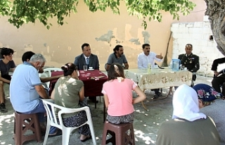 Kaymakam Ünsal, şehit ailelerinin bayramını kutladı