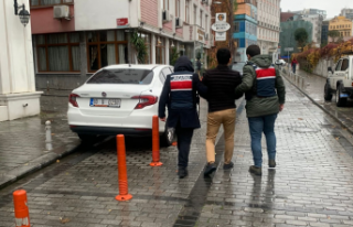 Balıkesir'de FETÖ operasyonlarında 3 tutuklama