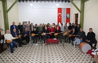 Burhaniye Belediyesi Türk Halk Müziği Korosu çalışmalarına...
