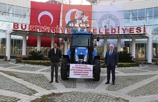 Burhaniye Belediyesi öz kaynakları ile traktör...
