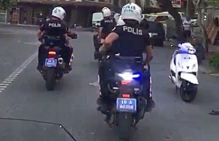 Edremit’te motosikletli polislerin motosikletliyi...