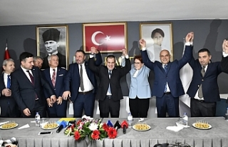 İYİ Parti lideri Meral Akşener, Balıkesir'de...