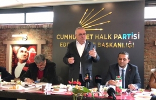CHP Edremit Belediye Başkan Adayı Mehmet Ertaş,...