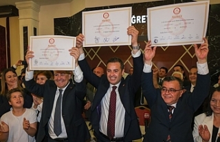 Balıkesir Büyükşehir Belediyesi Başkanı Seçilen...