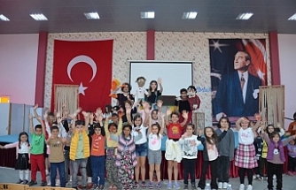 Gömeç'te Başkan Himam'dan, 23 Nisan hediyesi 'Çocuk Tiyatrosu'