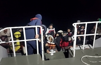 Ayvalık’ta 68 göçmen yakalandı