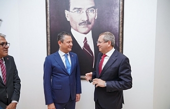 Ayvalık Belediye Başkanı Mesut Ergin’den CHP Genel Merkezine ziyaret