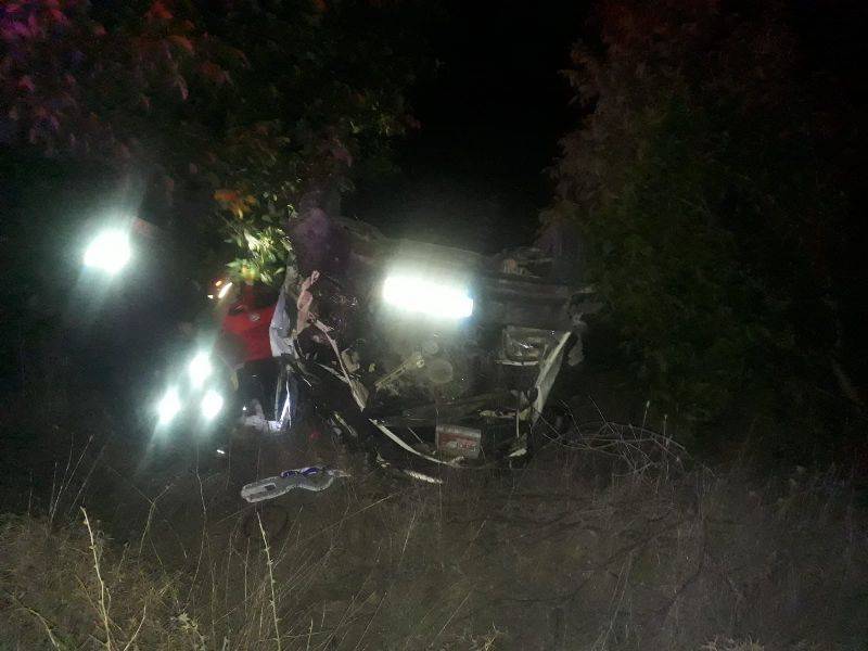 Savaştepe’de Kaza: 1 Kişi Araçta Sıkıştı