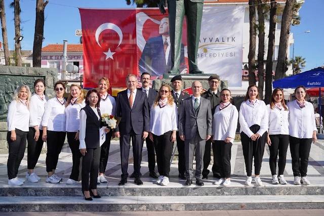 Ayvalık’ta Muhtarlar Günü kutlandı