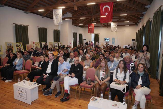 20. Ayvalık Zeytin Hasat ve Turizm Festivali’nde  'Zeytin' masaya yatırıldı