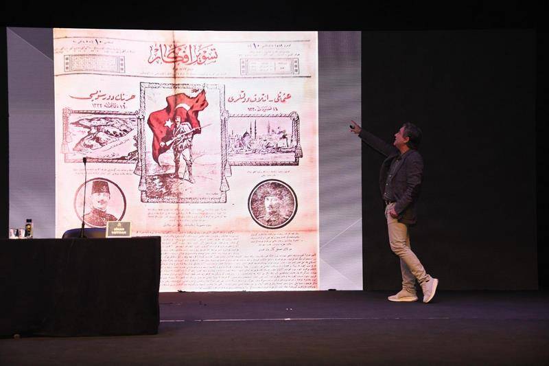 Sinan Meydan, Balıkesir’de ‘Kurtuluştan Kuruluşa Cumhuriyet’i anlattı