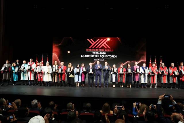Rektör Prof. Dr. İsmail Boz, 2025–2026 Yükseköğretim Akademik Yılı Açılış Töreni’ne Katıldı.