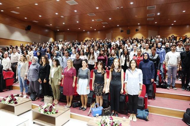 BAÜN “Yurtdışı Kariyer Olanakları: İngiltere Örneği” Etkinliği Gerçekleştirdi