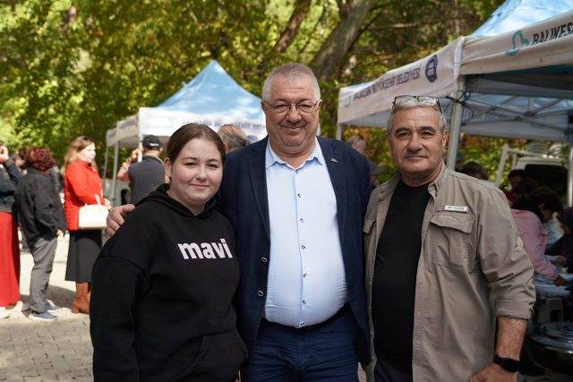 Edremit Dereli Mahallesi'nde yağmur duası ve köy hayrı düzenlendi