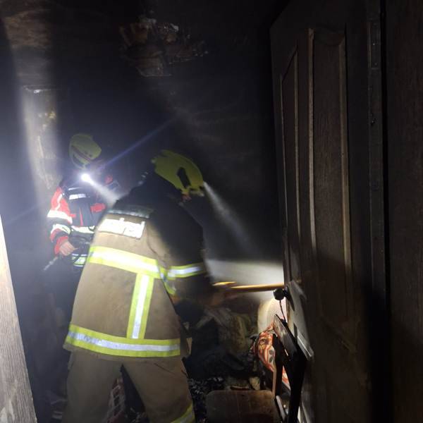 Havran’da ev yangını..