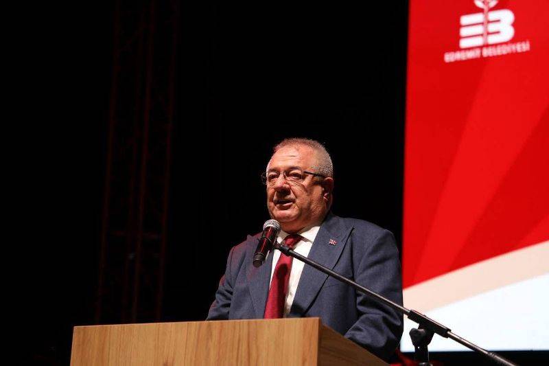 Cumhuriyet’in 102. Yıldönümü Edremit’te coşkuyla kutlandı