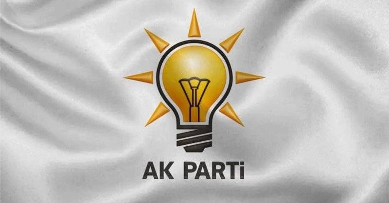 AK Parti, yeni il başkanları için valilerden görüş aldı