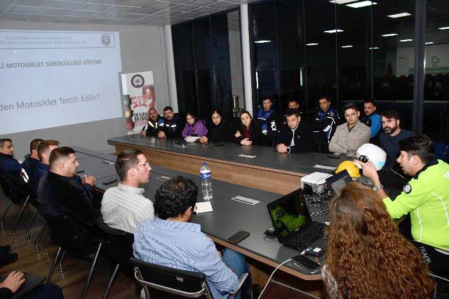 Büyükşehir'de motorlu bisiklet eğitimi..