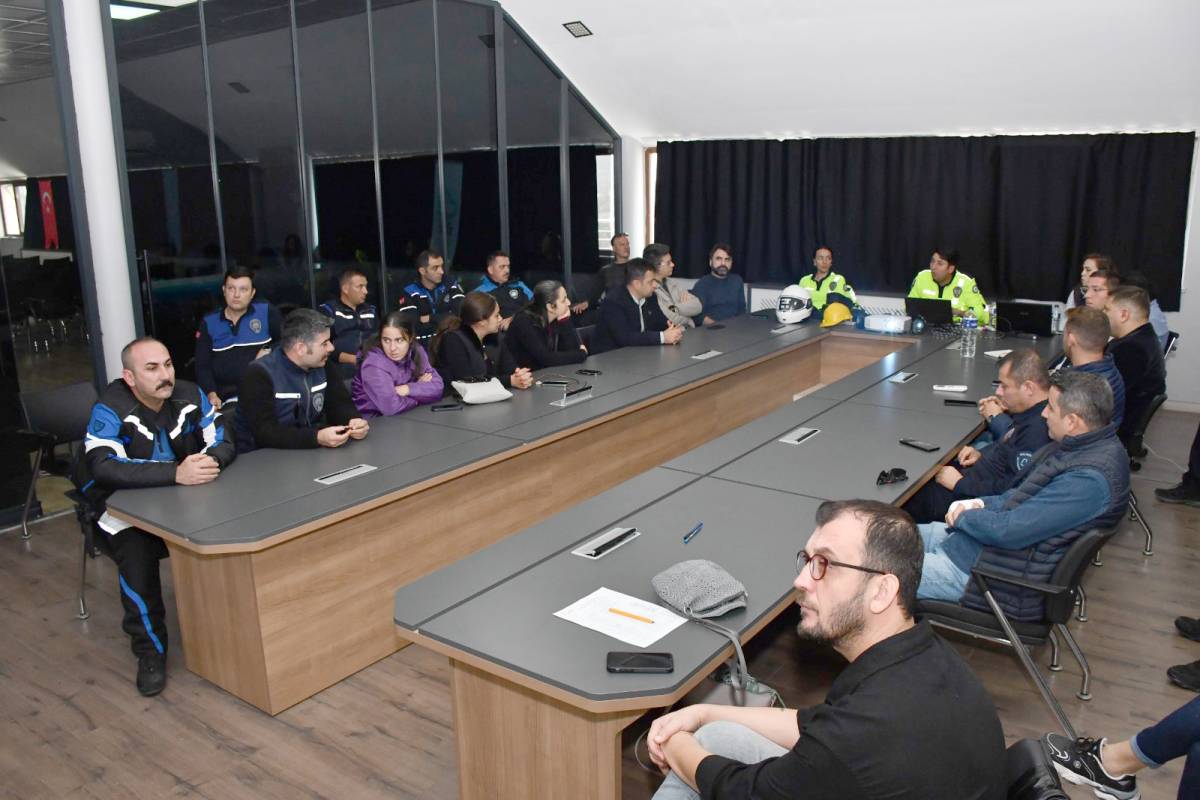 Büyükşehir personeli motorlu bisiklet eğitimiyle bilgilendirildi