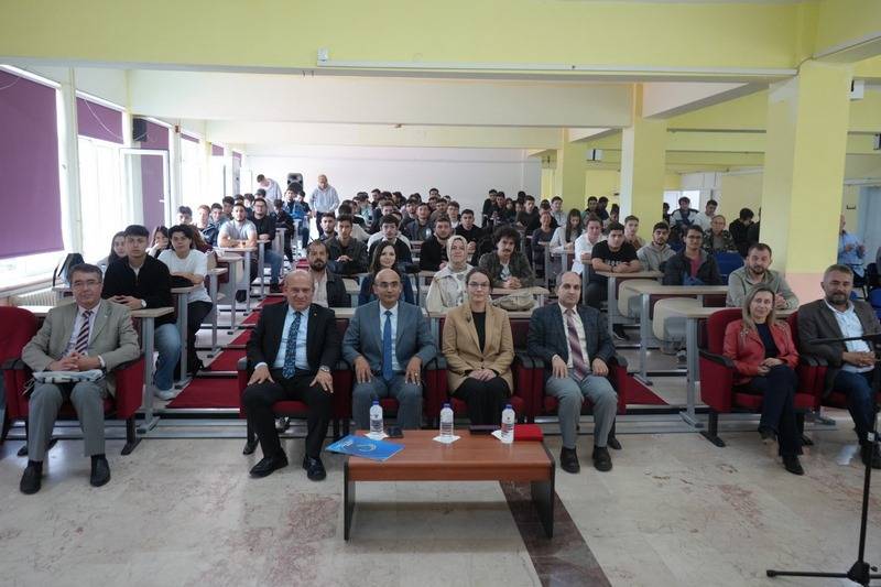 Edremit MYO’da 2025–2026 Eğitim Yılı Açılış Dersi Gerçekleştirildi