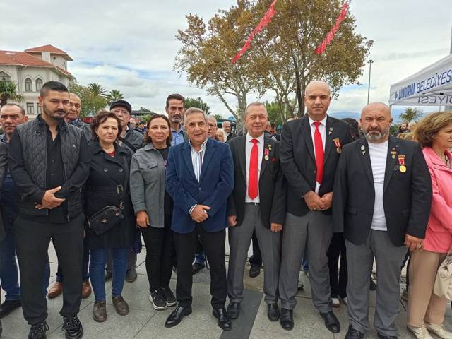 Balıkesir Başkanı Akın, Atatürk'ün ziyaretinin 100. yılında Bandırma'da