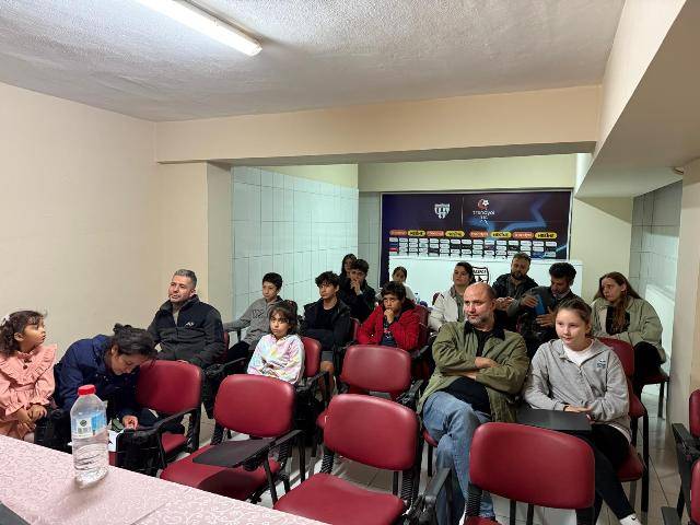 Bandırma’da sporcularına “Spor ve Sağlık” semineri