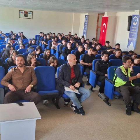 Edremit’te öğrencilere trafik bilinci aşılandı